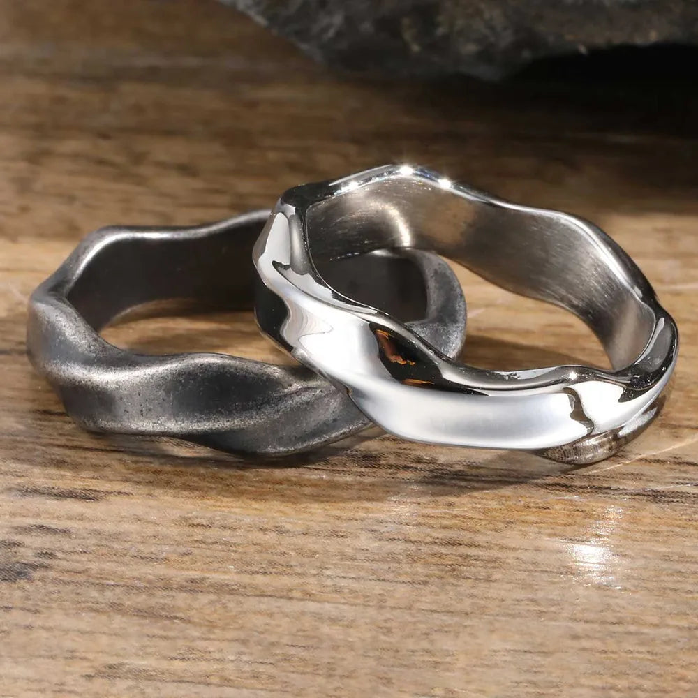 Infinite Möbius Ring