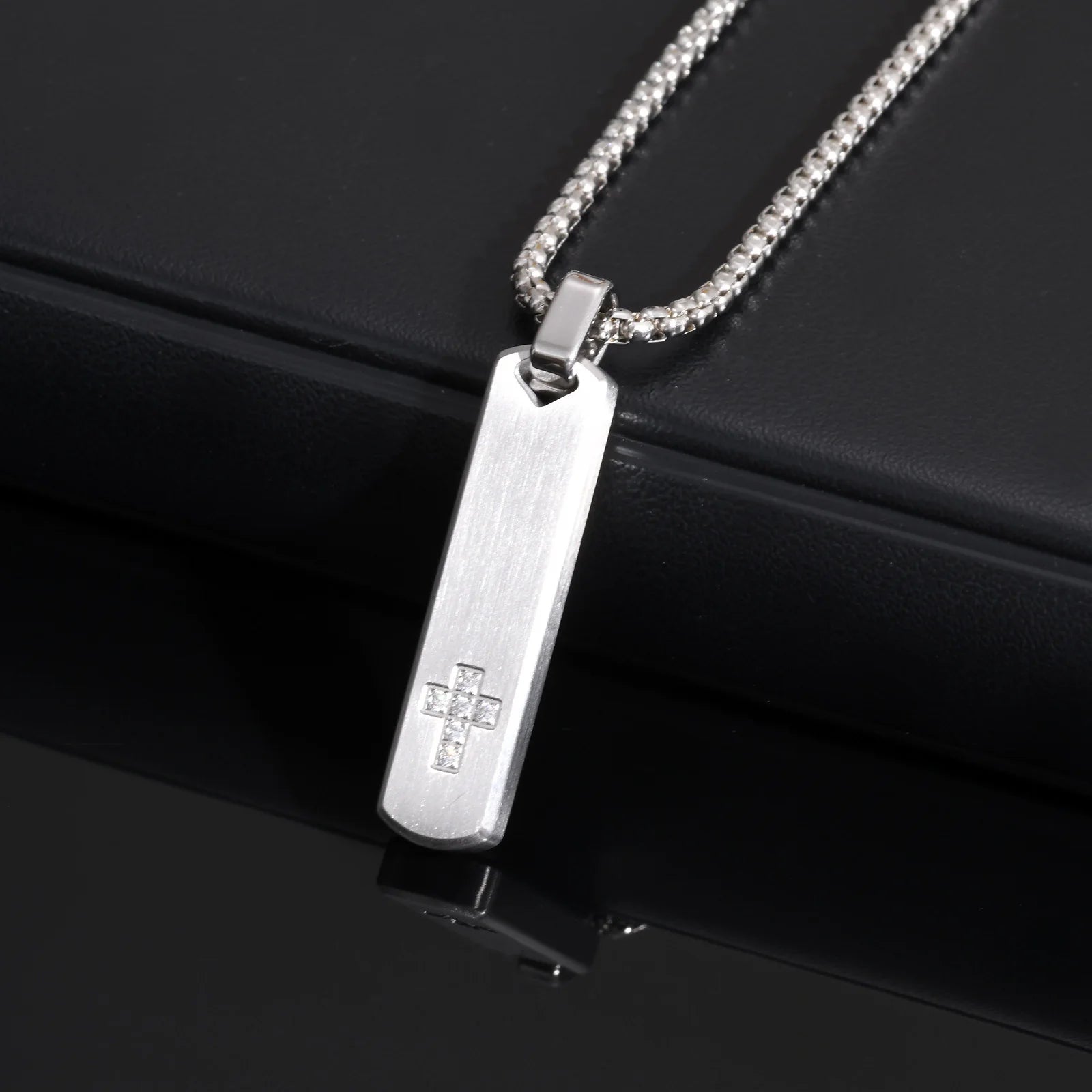 Rvox men's necklaces